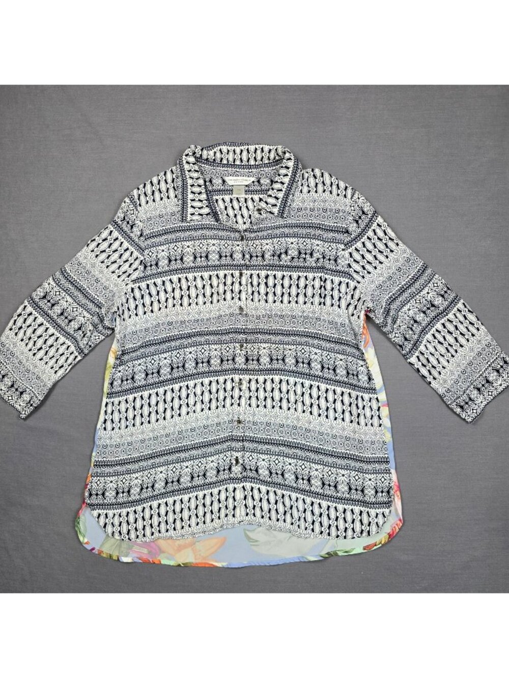 Christopher & Banks Petite PM 3/4 Sleeve Button Down Blouse Geometric Floral